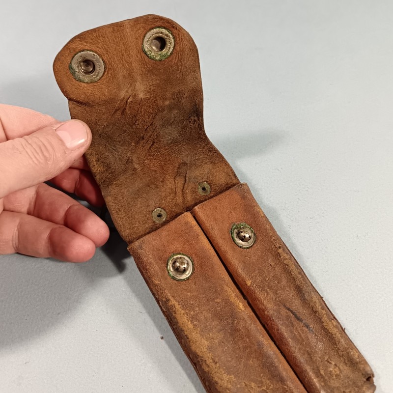 PORTE CHARGEURS EN CUIR FABRICATION LOCALE ARTISANALE INDOCHINE PA MAC 50 PARACHUTISTES INDOCHINE LEGION ETRANGERE TAP