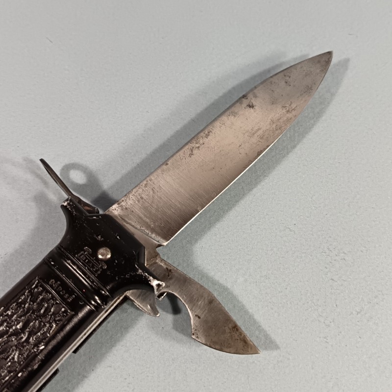 COUTEAU PLIANT REGLEMENTAIRE BIAT FRANCE DEPOSE PARACHUTISTES COMMANDOS DE L'AIR TAP ANNEES 1950