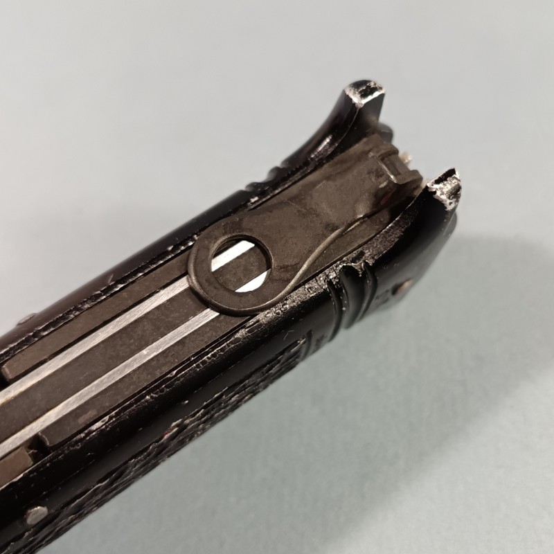 COUTEAU PLIANT REGLEMENTAIRE BIAT FRANCE DEPOSE PARACHUTISTES COMMANDOS DE L'AIR TAP ANNEES 1950