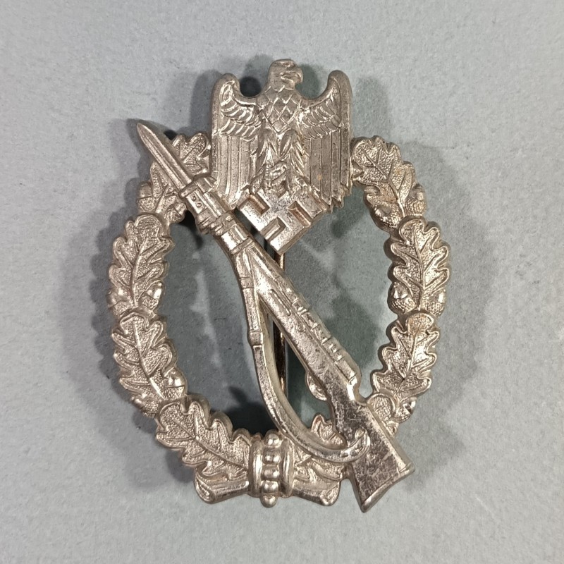 ALLEMAGNE INSIGNE ASSAUT INFANTERIE BADGE DE POITRINE COMBAT ALLEMAND SECONDE GUERRE FABRICANT F & B