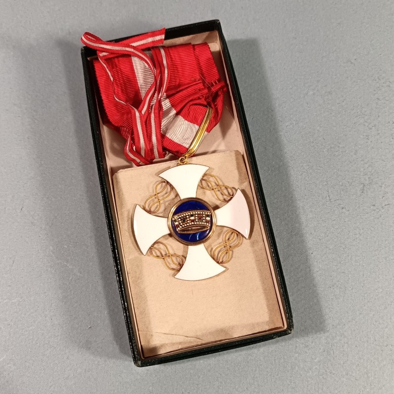 ITALIE MEDAILLE DE COMMANDEUR DE L'ORDRE NATIONAL DE LA COURONNE ITALIENNE EN OR ITALIAN NATIONAL CROWN ORDER IN GOLD