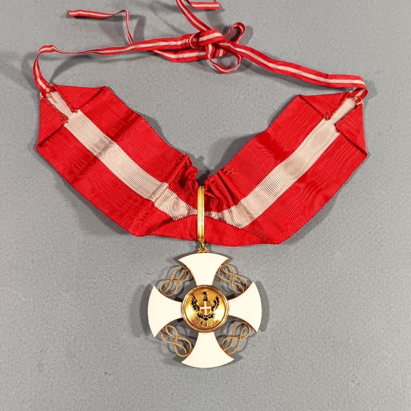 ITALIE MEDAILLE DE COMMANDEUR DE L'ORDRE NATIONAL DE LA COURONNE ITALIENNE EN OR ITALIAN NATIONAL CROWN ORDER IN GOLD