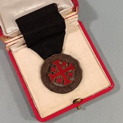 ITALIE VATICAN MEDAILLE DE L'ORDRE EQUESTRE DU SAINT SEPULCRE DE JERUSALEM PIE X EN COFFRET