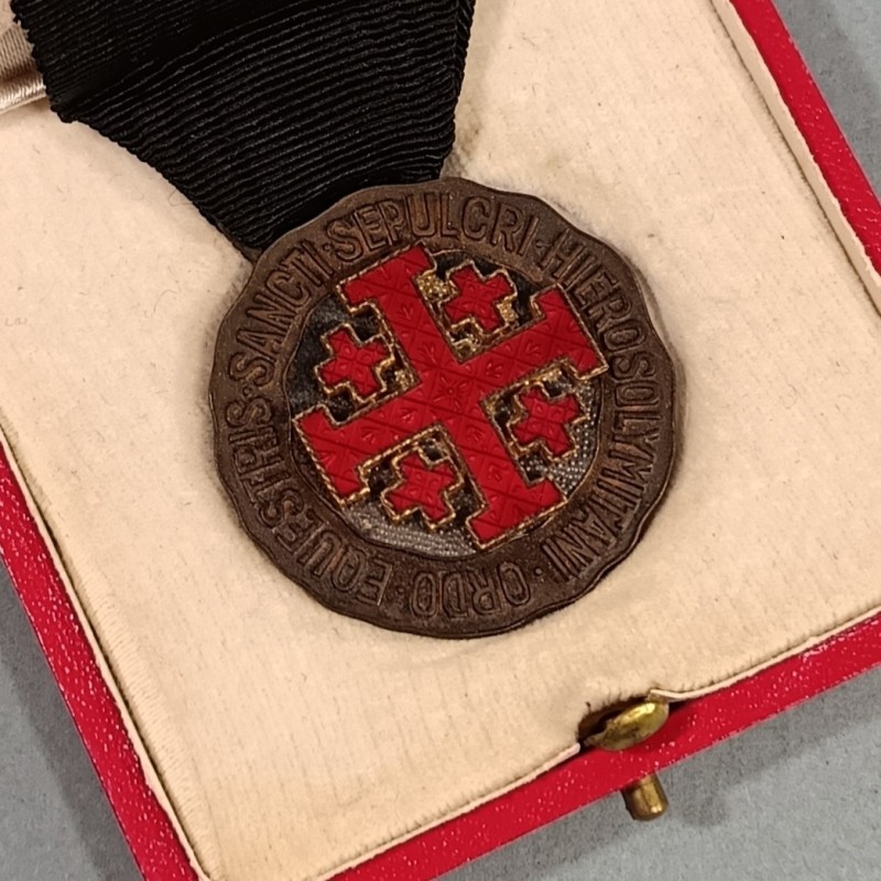 ITALIE VATICAN MEDAILLE DE L'ORDRE DU SAINT SEPULCRE DE JERUSALEM CANONISATION DU PAPE PIE X 1954