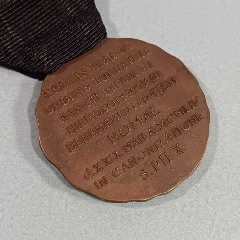 ITALIE VATICAN MEDAILLE DE L'ORDRE DU SAINT SEPULCRE DE JERUSALEM CANONISATION DU PAPE PIE X 1954