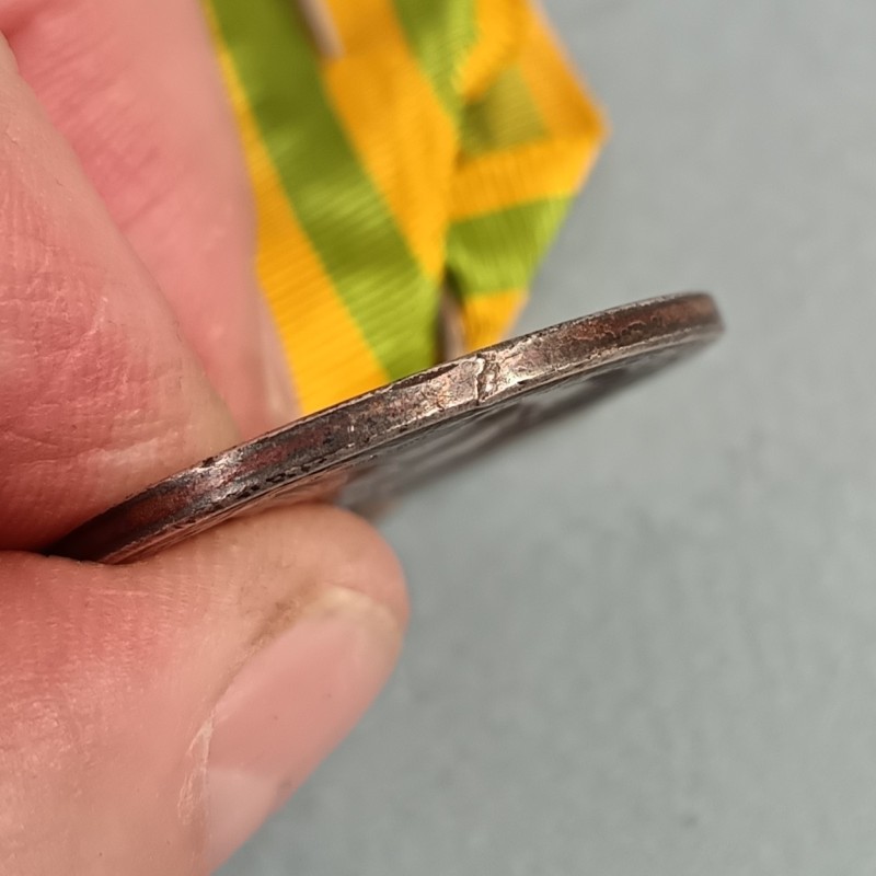 MEDAILLE CAMPAGNE DU TONKIN CHINE ANNAM EN 1883 - 1885 MODELE MER OU TROUPES DE MARINE 7 BATAILLES BELIERE OLIVE