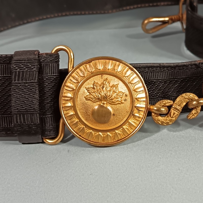 CEINTURON D'UNIFORME OFFICIER D'INFANTERIE ET LEGION ETRANGERE BOUCLES DOREES AVEC GRENADE MODELE 1922-1931