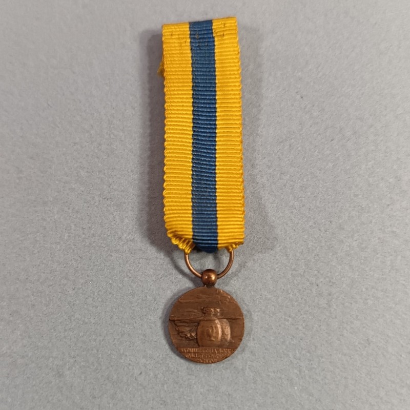 FRANCE REDUCTION DE LA MEDAILLE COMMEMORATIVE DES COMBATS DE LA SOMME GUERRES 1914-1918 - 1940
