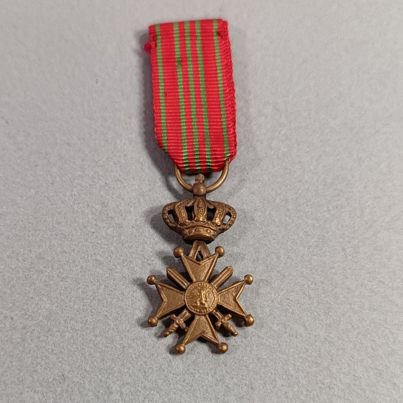 BELGIQUE REDUCTION DE LA MEDAILLE OU CROIX DE GUERRE 1914-1918 BELGIUM MINIATURE WAR CROSS