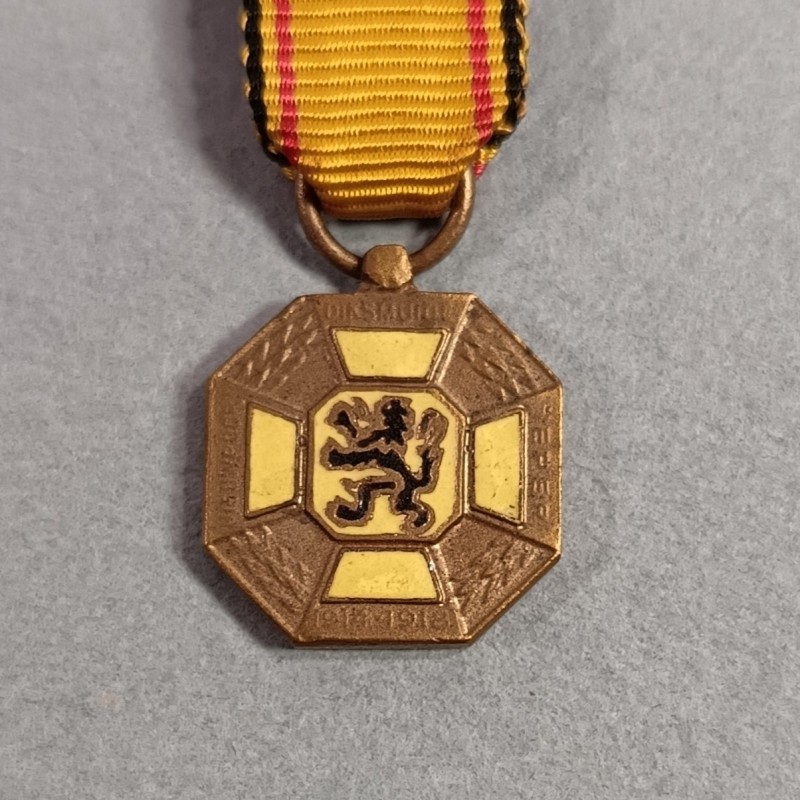 BELGIQUE REDUCTION DE LA MEDAILLE DES COMBATTANT FRANCAIS ET BELGES DES TROIS CITE AVEC BARRETTE IEPER