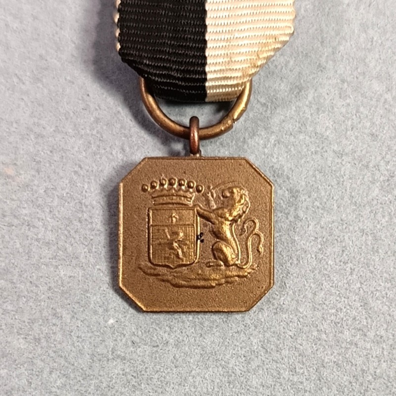 BELGIQUE REDUCTION DE LA MEDAILLE DES COMBATTANT FRANCAIS ET BELGES DE CHARLEROI SAMBRE ET MEUSE