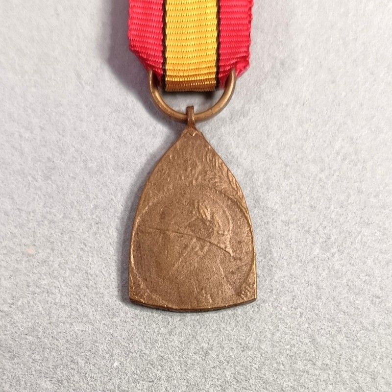 BELGIQUE REDUCTION DE LA MEDAILLE COMMEMORATIVE DE LA GUERRE 1914-1918