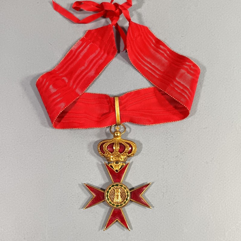 ITALIE VATICAN MEDAILLE SA REDUCTION ET BOUTONNIERE DE COMMANDEUR DE L'ORDRE D'ALFONSUS IX