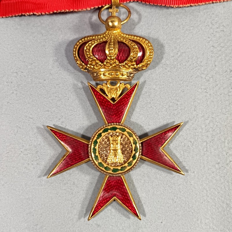 ITALIE VATICAN MEDAILLE SA REDUCTION ET BOUTONNIERE DE COMMANDEUR DE L'ORDRE D'ALFONSUS IX