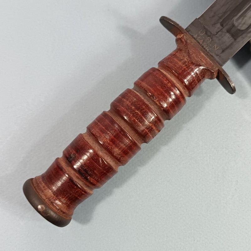 SUPERBE !! COUTEAU DE GI USN CAMILLUS N.Y. U.S.N. MARK 2 NAVY WW2 MARQUAGE LAME FOURREAU NORD 4723 MK2 U.S.N.