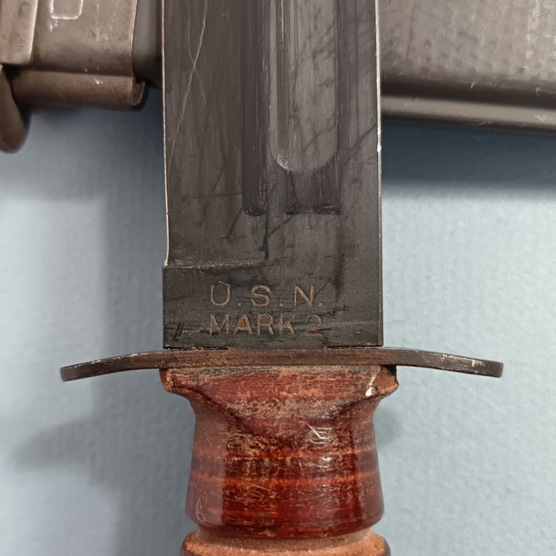 SUPERBE !! COUTEAU DE GI USN CAMILLUS N.Y. U.S.N. MARK 2 NAVY WW2 MARQUAGE LAME FOURREAU NORD 4723 MK2 U.S.N.