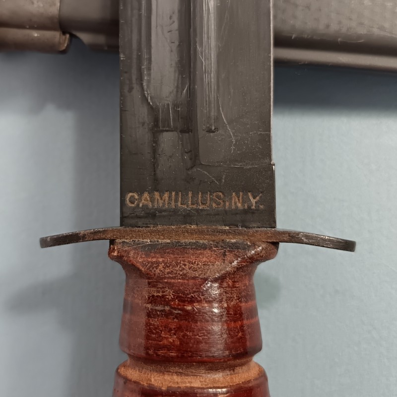 SUPERBE !! COUTEAU DE GI USN CAMILLUS N.Y. U.S.N. MARK 2 NAVY WW2 MARQUAGE LAME FOURREAU NORD 4723 MK2 U.S.N.