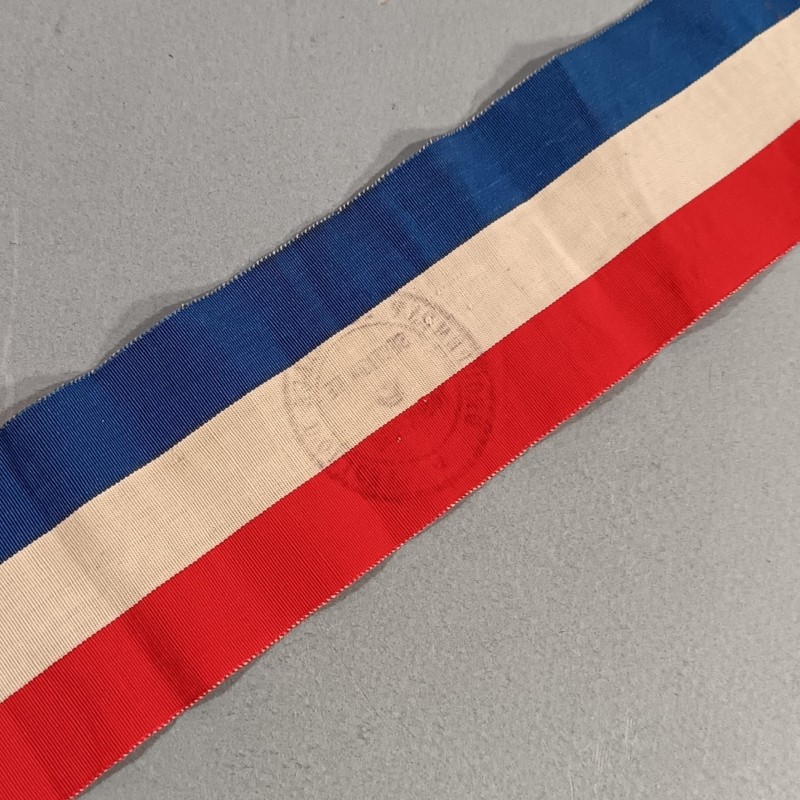 BRASSARD TRICOLORE ANCIENS COMBATTANTS 1914 - 1918 GROUPEMENT DES POILUS D'ORIENT SECTION DE TOURCOING