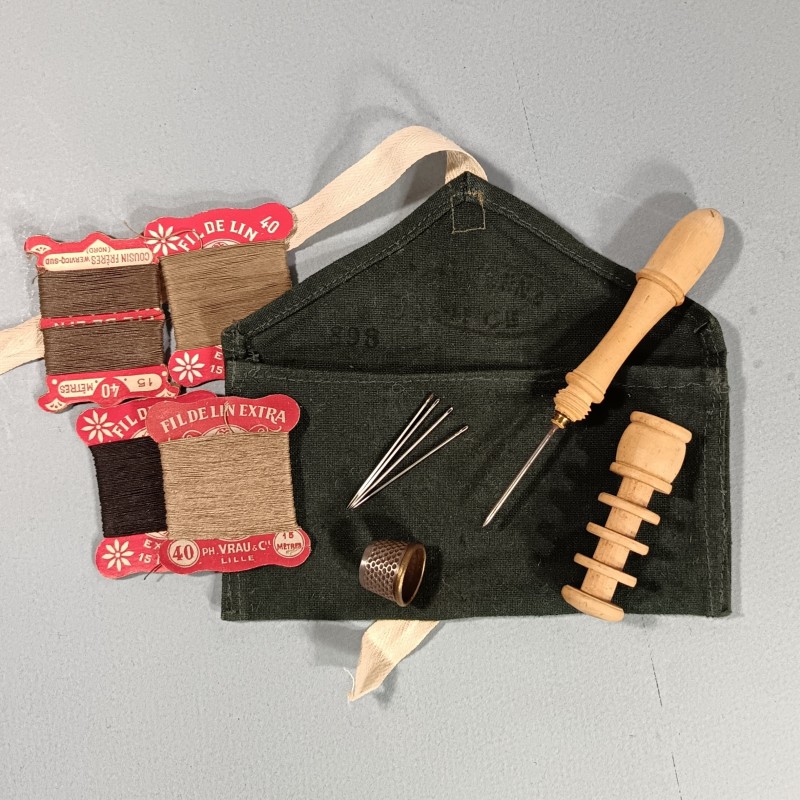 TROUSSE DE COUTURE INDIVIDUELLE COULEUR CJF CHANTIERS DE JEUNESSE 1940 - 1944 MILITAIRE SECONDE GUERRE