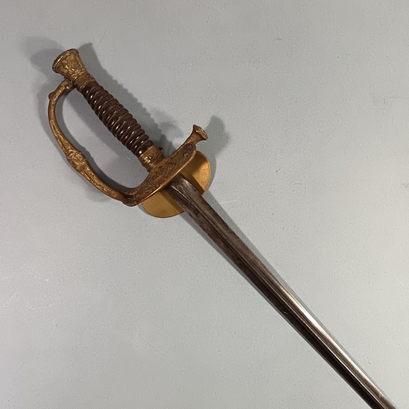 EPEE SECOND EMPIRE OFFICIER DE LA GARDE IMPERIAL MODELE 1860 MANUFACTURE IMPERIALE DE CHATELLERAULT