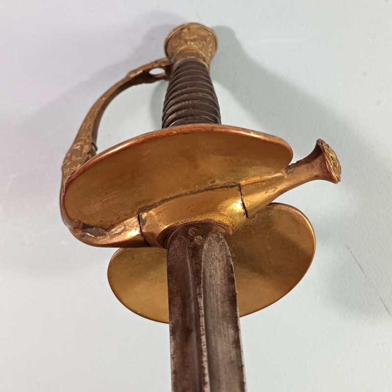 EPEE SECOND EMPIRE OFFICIER DE LA GARDE IMPERIAL MODELE 1860 MANUFACTURE IMPERIALE DE CHATELLERAULT