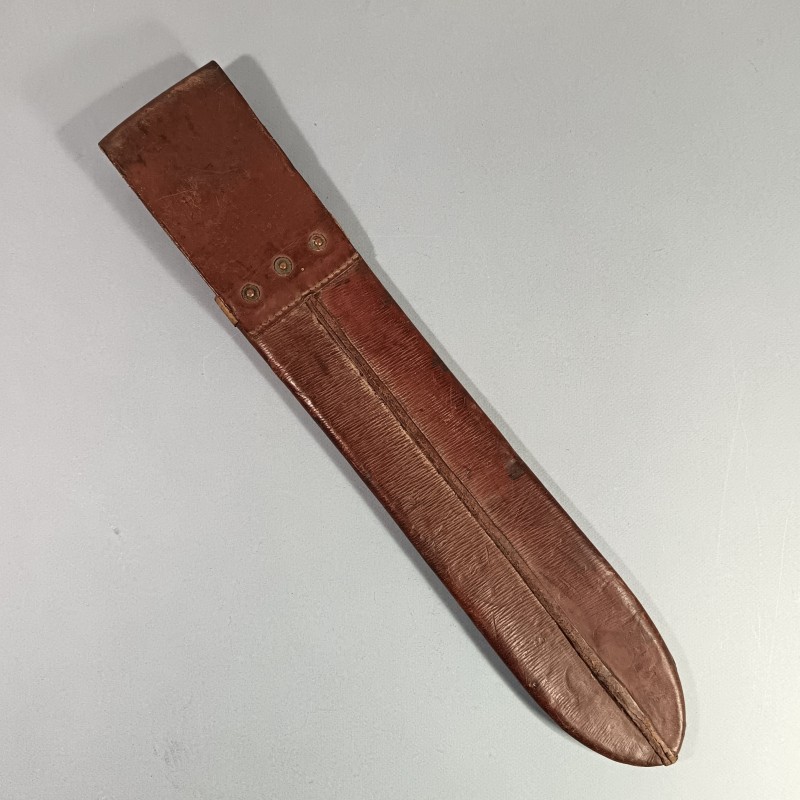 FOURREAU EN CUIR POUR MACHETTE ANGLAISE WW2 BRITISH FABRICATION S.L. DATEE 1942