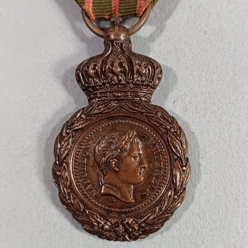 MEDAILLE DE STE HELENE NAPOLEON Ier 1821 A SES COMPAGNONS DE GLOIRE SOUVENIR DES CAMPAGNES EMPIRE