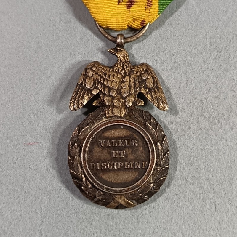 FRANCE MEDAILLE DU MERITE MILITAIRE SECOND TYPE SECOND EMPIRE NAPOLEON III