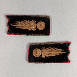 PATTES DE COL VESTE MODELE 1880 POUR UN OFFICIER DU GENIE MILITAIRE OU DES SAPEURS POMPIERS CANNETILLE ARGENT