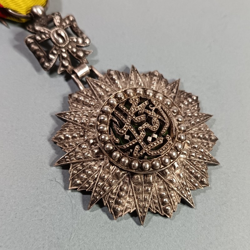TUNISIE MEDAILLE DE CHEVALIER DE L'ORDRE TUNISIEN DU NICHAN IFTIKHAR MUHAMMAD EL AMIN 1942-1957 FRANCE LIBRE