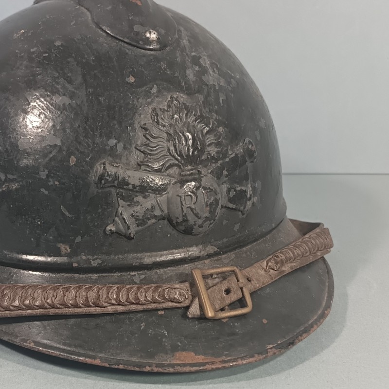 CASQUE ADRIAN MODELE 1915 ARTILLERIE COMPLET GUERRE 1914-1918 JUGULAIRE OFFICIER FANTAISIE