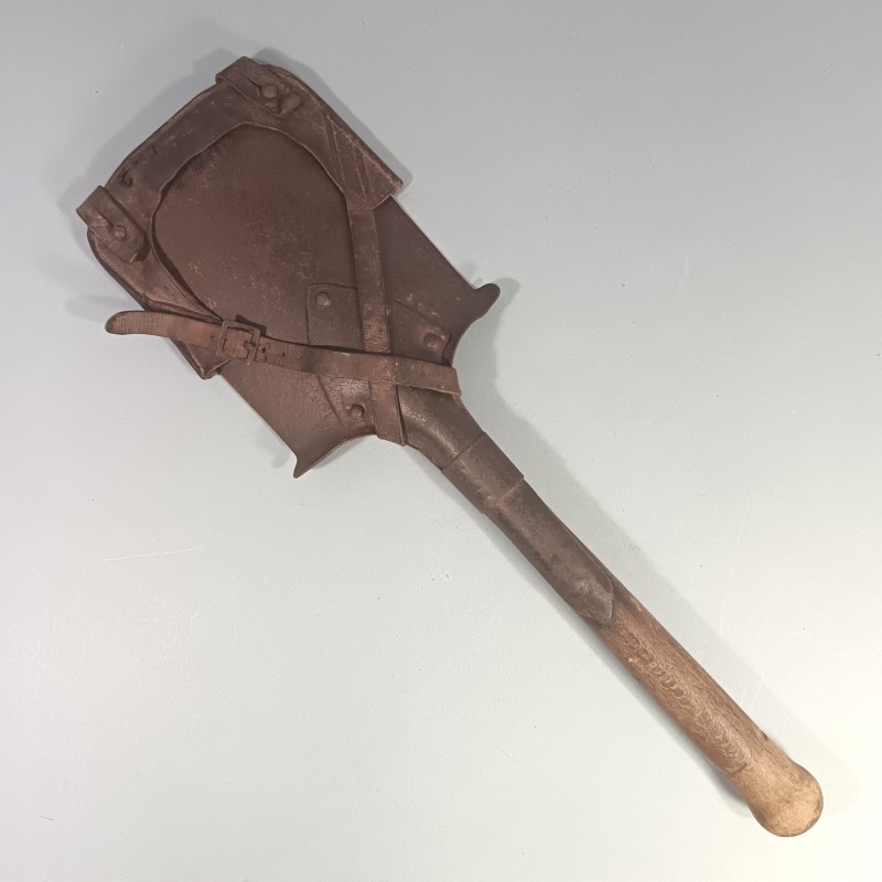 OUTIL MILITAIRE PELLE BECHE INDIVIDUELLE EQUIPEMENT DE SOLDAT GUERRE 1914 1918