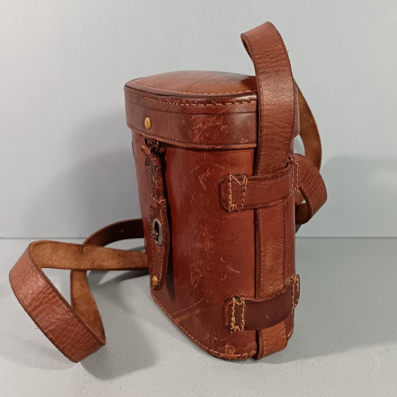 PAIRE DE JUMELLES D'OFFICIER 1914 1918 AVEC SILHOUETTES DE CAVALIER ET DE FANTASSIN MINISTERE DE LA GUERRE HUET & CIE PARIS