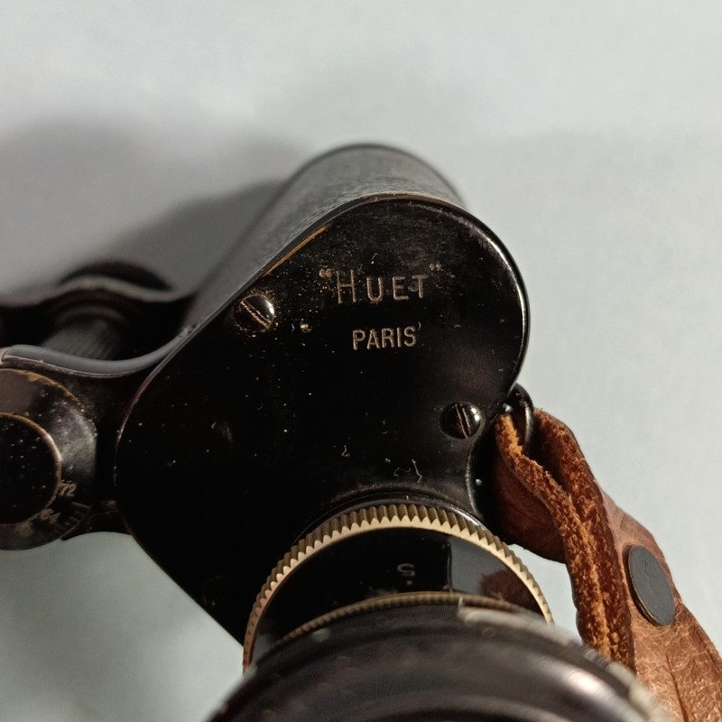 PAIRE DE JUMELLES D'OFFICIER 1914 1918 AVEC SILHOUETTES DE CAVALIER ET DE FANTASSIN MINISTERE DE LA GUERRE HUET & CIE PARIS