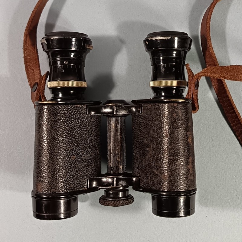 PAIRE DE JUMELLES D'OFFICIER 1914 1918 AVEC SILHOUETTES DE CAVALIER ET DE FANTASSIN MINISTERE DE LA GUERRE HUET & CIE PARIS