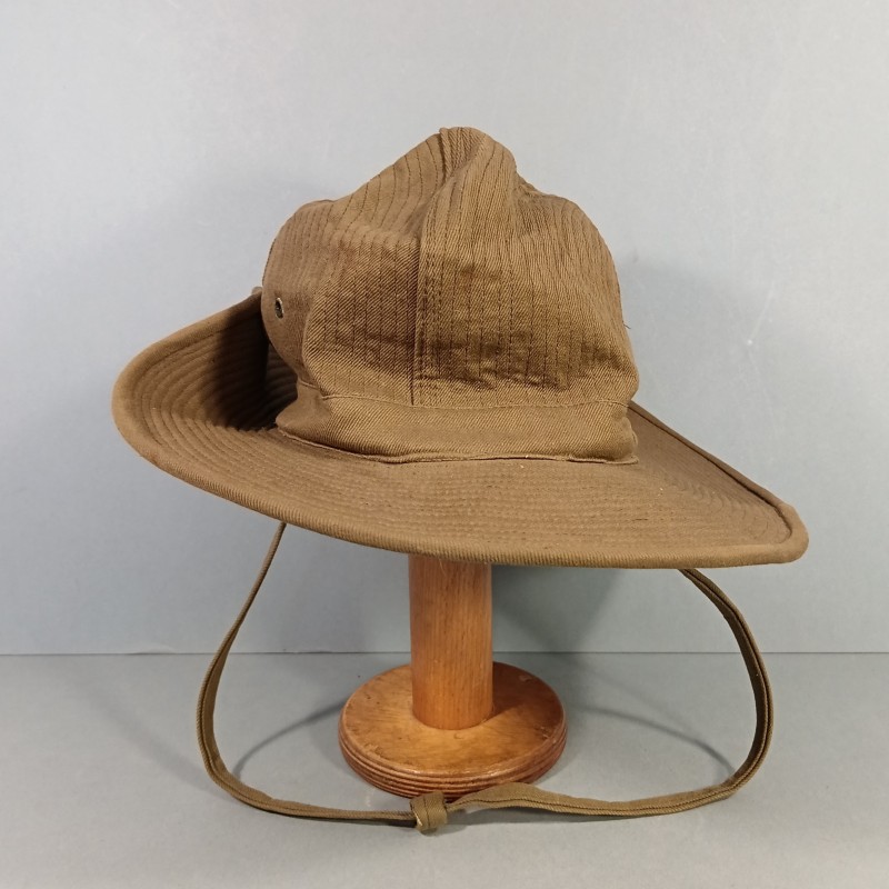 CHAPEAU DE BROUSSE ARMEE FRANCAISE MODELE 1949 EN TOILE KAKI INDOCHINE ALGERIE PARACHUTISTE ET LEGION ETRANGERE