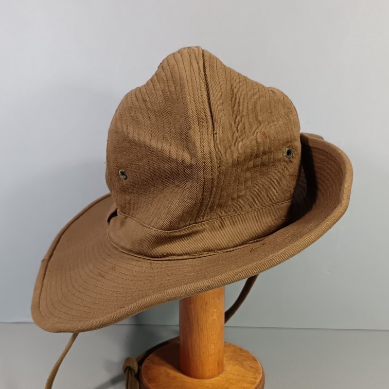 CHAPEAU DE BROUSSE ARMEE FRANCAISE MODELE 1949 EN TOILE KAKI INDOCHINE ALGERIE PARACHUTISTE ET LEGION ETRANGERE