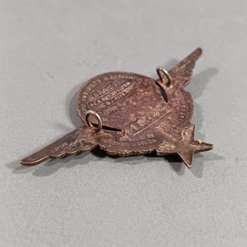 INSIGNE MILITAIRE BREVET PARACHUTISTE NUMEROTE 115044 ANNEE 1956 FABRICATION DRAGO RUE OLIVIER METRA