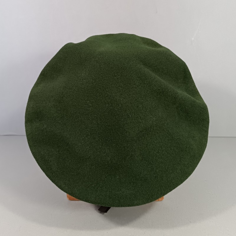 BERET VERT LEGION ETRANGERE MODELE 1957 FABRICANT F.T.A. SIMON PARACHUTISTES TAP TAILLE 56 INSIGNE FABRICATION DRAGO PARIS