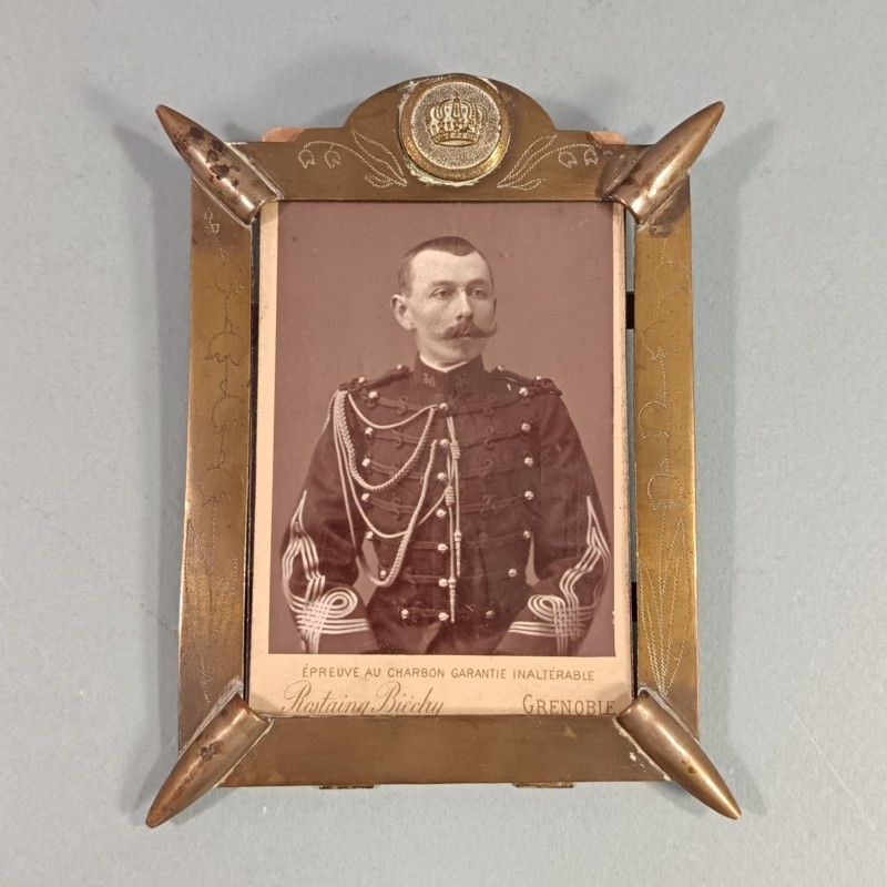 PETIT CADRE SOUVENIR DE LA GUERRE 1914 1918 ARTISANAT DE TRANCHEES AVEC PHOTO CDV OFFICIER DU 36 ème D'ARTILLERIE
