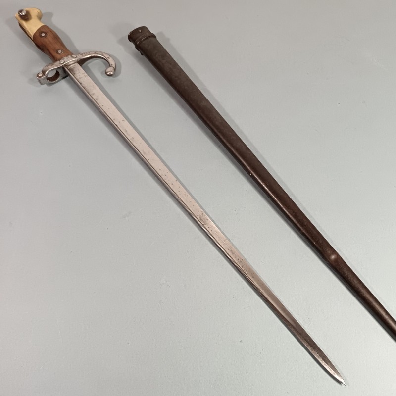 BAIONNETTE POUR FUSIL GRAS FRANCAIS MODELE 1874 AU MEME NUMERO MANUFACTURE D'ARMES DE ST ETIENNE OCTOBRE 1879