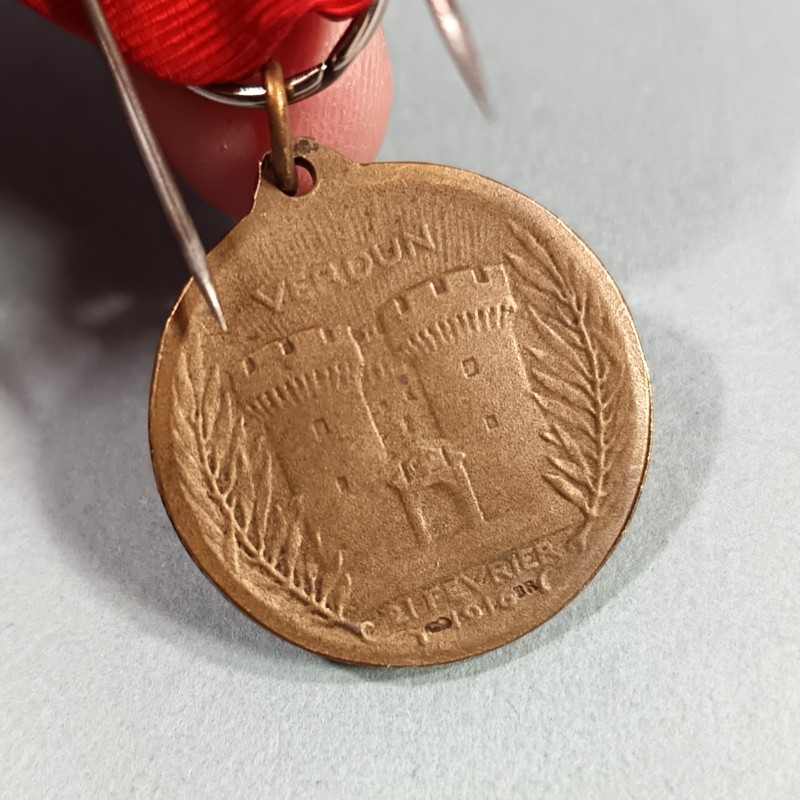 FRANCE MEDAILLE DE LA BATAILLE DE VERDUN ON NE PASSE PAS 21 FEVRIER 1916 PAR VERNIER ATTACHE ANNEAUX