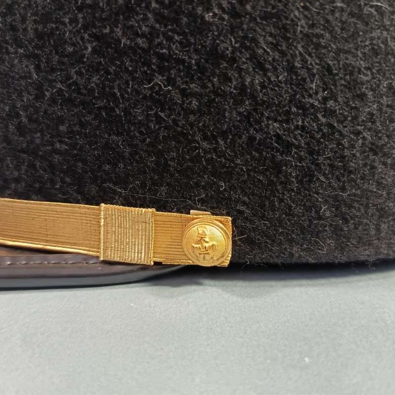 KEPI D'ADJUDANT CHEF DU 8 ème REGMENT DE TRANSMISSION ETAT MAJOR GRENADE BRODEE ANNEES 1970 -1990 TAILLE 58TRES BON ETAT