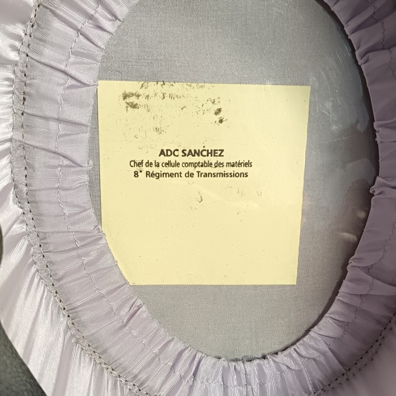 KEPI D'ADJUDANT CHEF DU 8 ème REGMENT DE TRANSMISSION ETAT MAJOR GRENADE BRODEE ANNEES 1970 -1990 TAILLE 58TRES BON ETAT