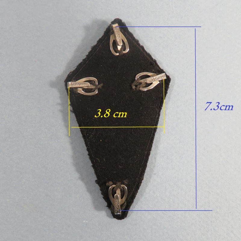 PATTE DE COL MODELE 1929 DU 1 REGIMENT DE ZOUAVES UTILISE EN LOSANGE DE BRAS ARMEE DE LIBERATION 1944 1945 INDOCHINE