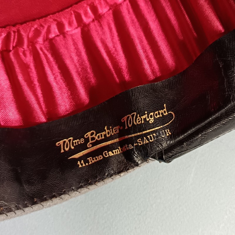 KEPI DE CAVALERIE TROUPE SPAHIS ALGERIENS OU RSA ANNEES 1950 - 1960 TAILLE 55 FABRICATION BARBIER-MERIGARD SAUMUR