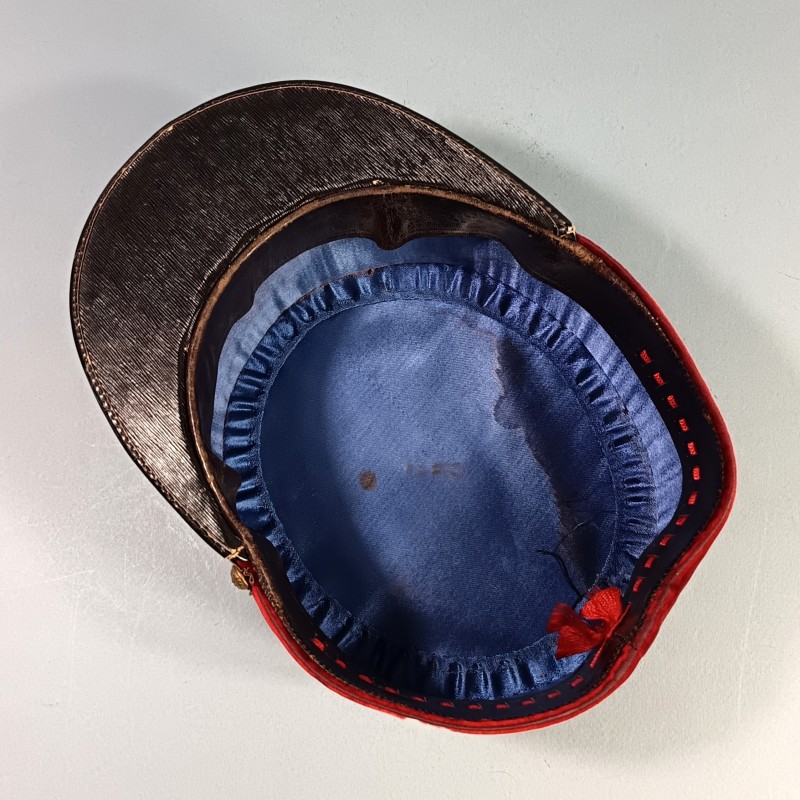 KEPI D'ADJUDANT CHEF DU SERVICE DE SANTE DES ARMEES MEDECIN INFIRMIER MILITAIRE MODELE 1919 - 1931 TAILLE 58