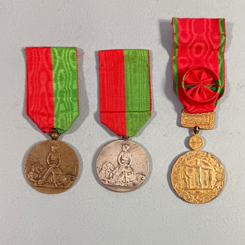 ENSEMBLE DE 3 MEDAILLES DE L'ASSOCIATION FRATERNELLE DES EMPLOYES ET OUVRIERS DES CHEMINS DE FER FRANCAIS AFCF