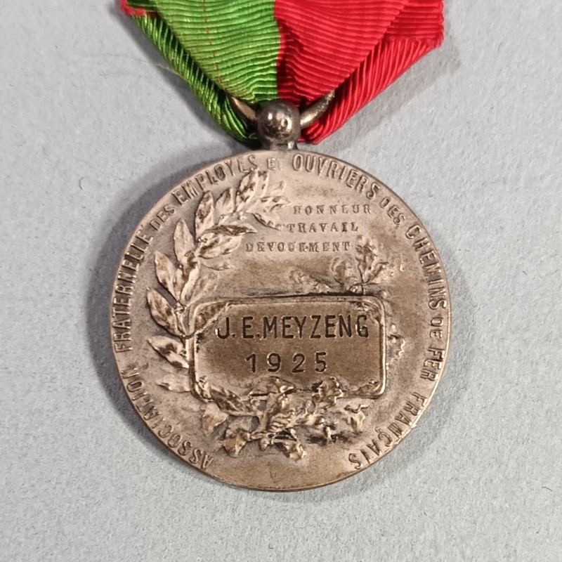 ENSEMBLE DE 3 MEDAILLES DE L'ASSOCIATION FRATERNELLE DES EMPLOYES ET OUVRIERS DES CHEMINS DE FER FRANCAIS AFCF