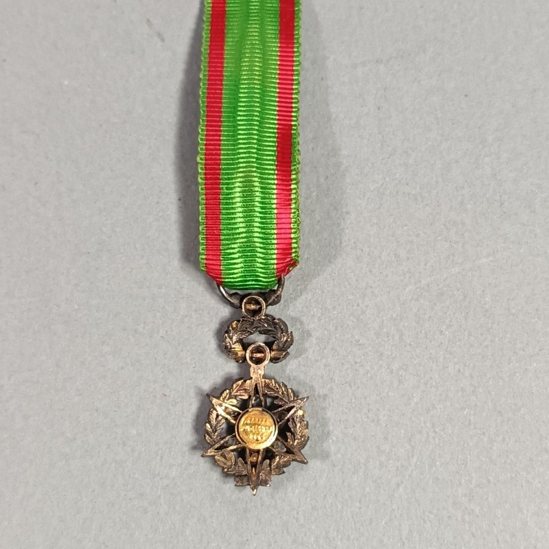 SUPERBE !! FRANCE REDUCTION DE LA MEDAILLE D'OFFICIER DE L'ORDREDE DU MERITE AGRICOLE FABRICATION LUXE AVEC BRILLANTS